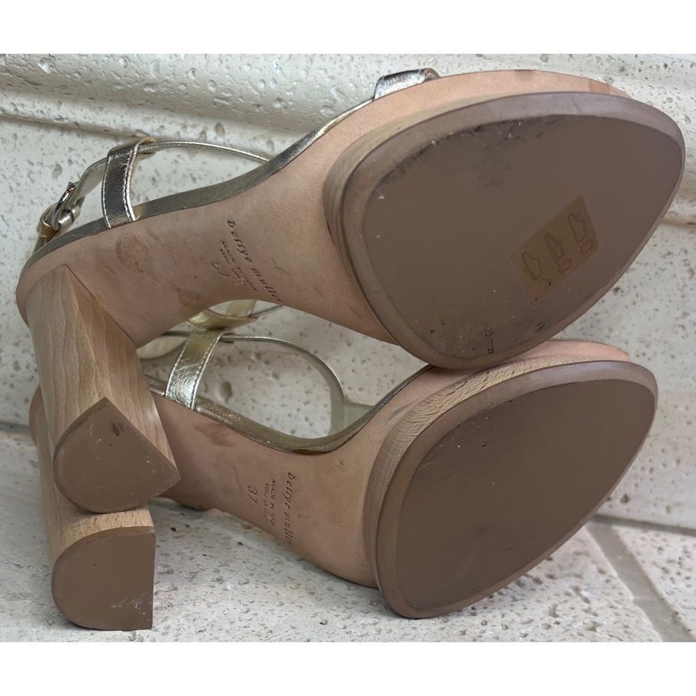 Bettye Muller Gold Leather T-Strap Wooden Platform Sandals Size EU 37 US 6.5 - Picture 5 of 14